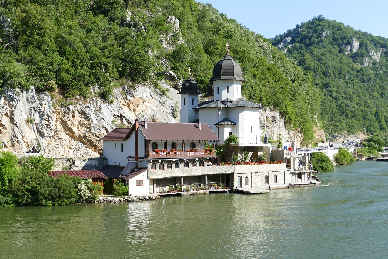 Best River Cruises These Cruise Destinations Are A Must Visit Main